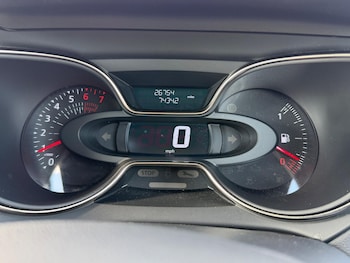 Used Renault Captur 2019 for sale - 78922895: Photo