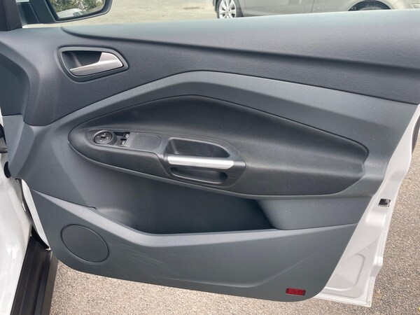 Used Ford C-Max 2013 for sale - 76215520: Photo 23