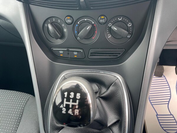 Used Ford C-Max 2013 for sale - 76215520: Photo 25