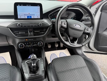 Used Ford Focus 2019 for sale - 78783612: Photo