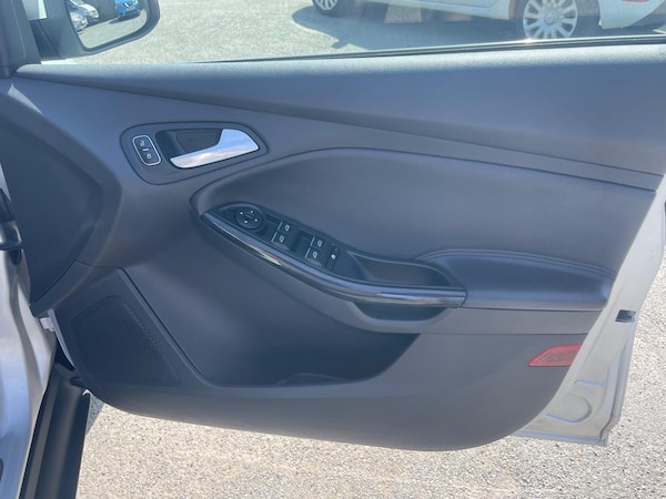 Used Ford Focus 2016 for sale - 75532446: Photo 24
