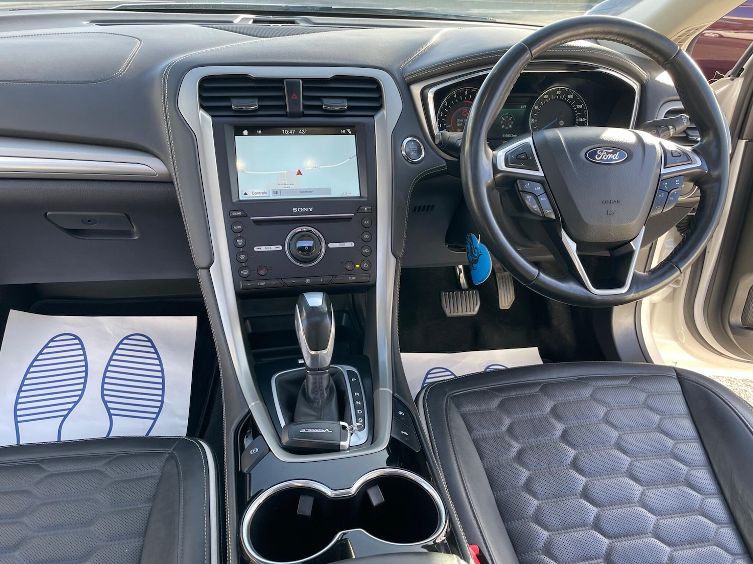 Used Ford Mondeo 2017 for sale - 76607319: Photo 2