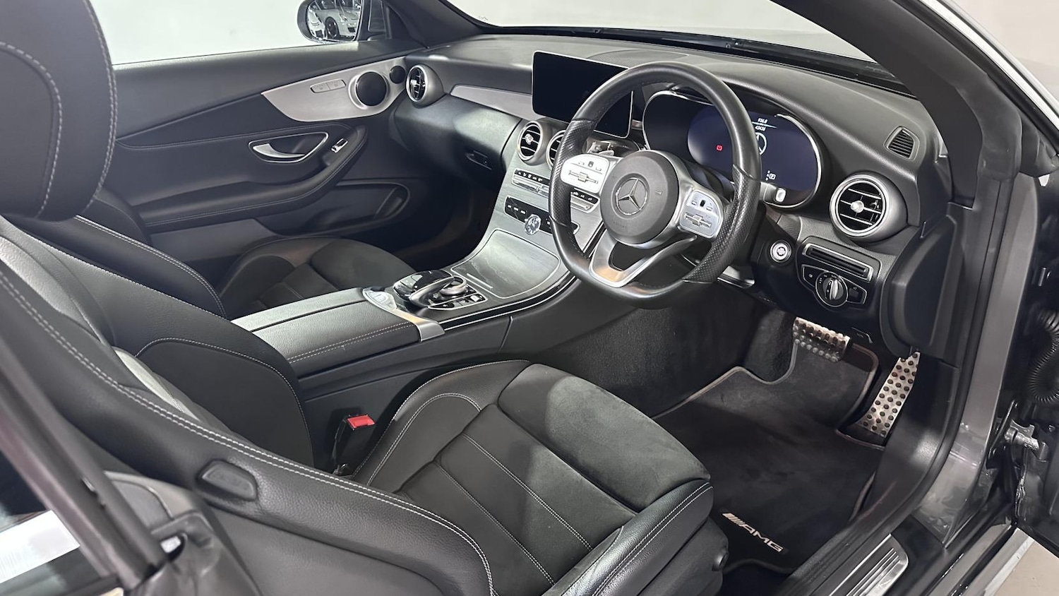 Used Mercedes-Benz C Class 2020 for sale - 76696985: Photo 10