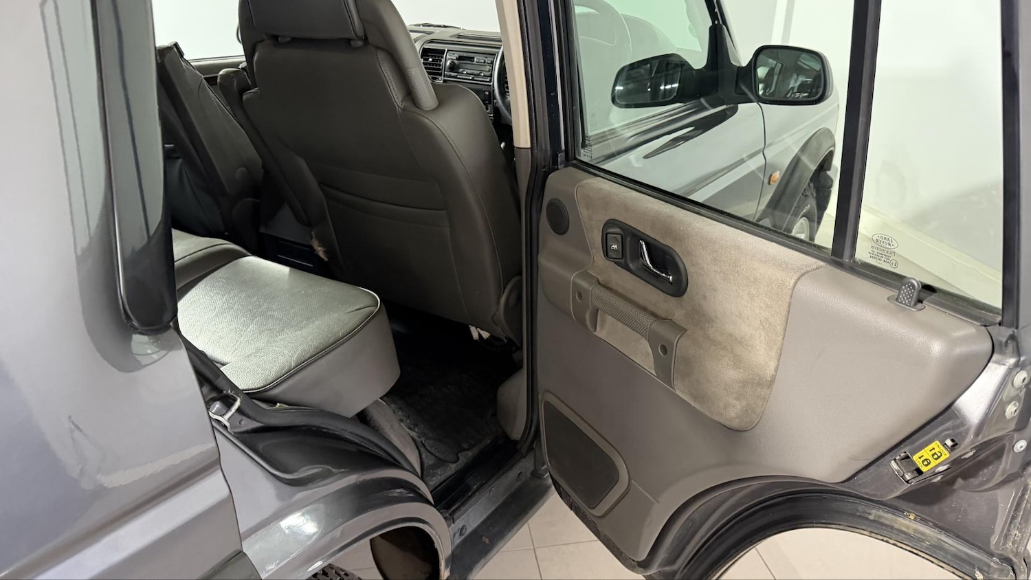 Used Land Rover Discovery 2001 for sale - 78109615: Photo 18