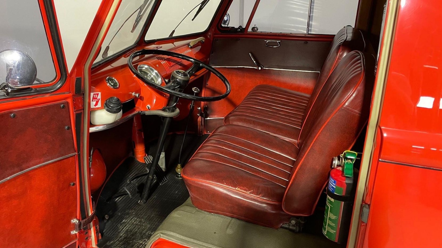 Used Volkswagen Transporter 1988 for sale - 77114372: Photo 10