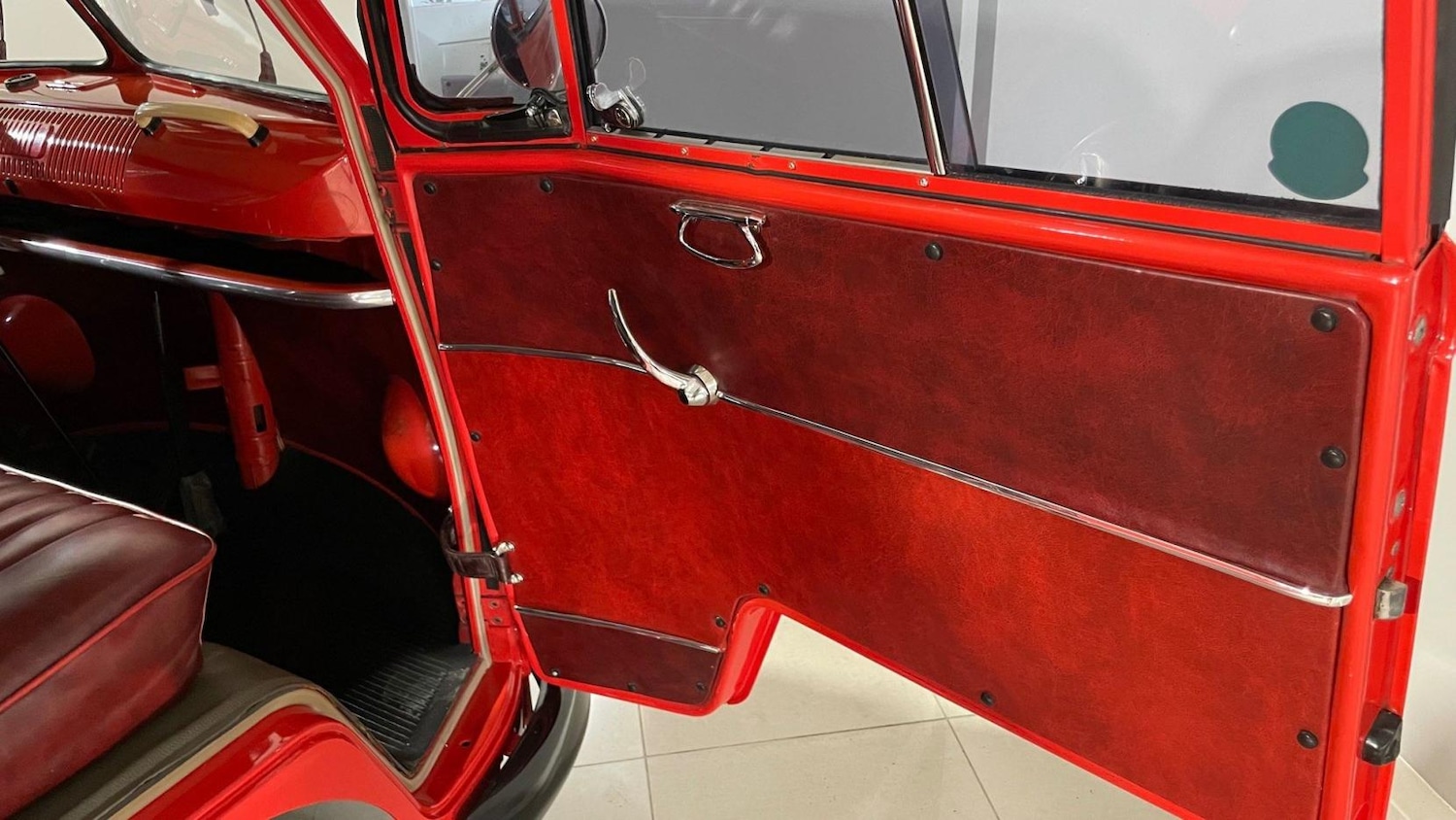 Used Volkswagen Transporter 1988 for sale - 77114372: Photo 19