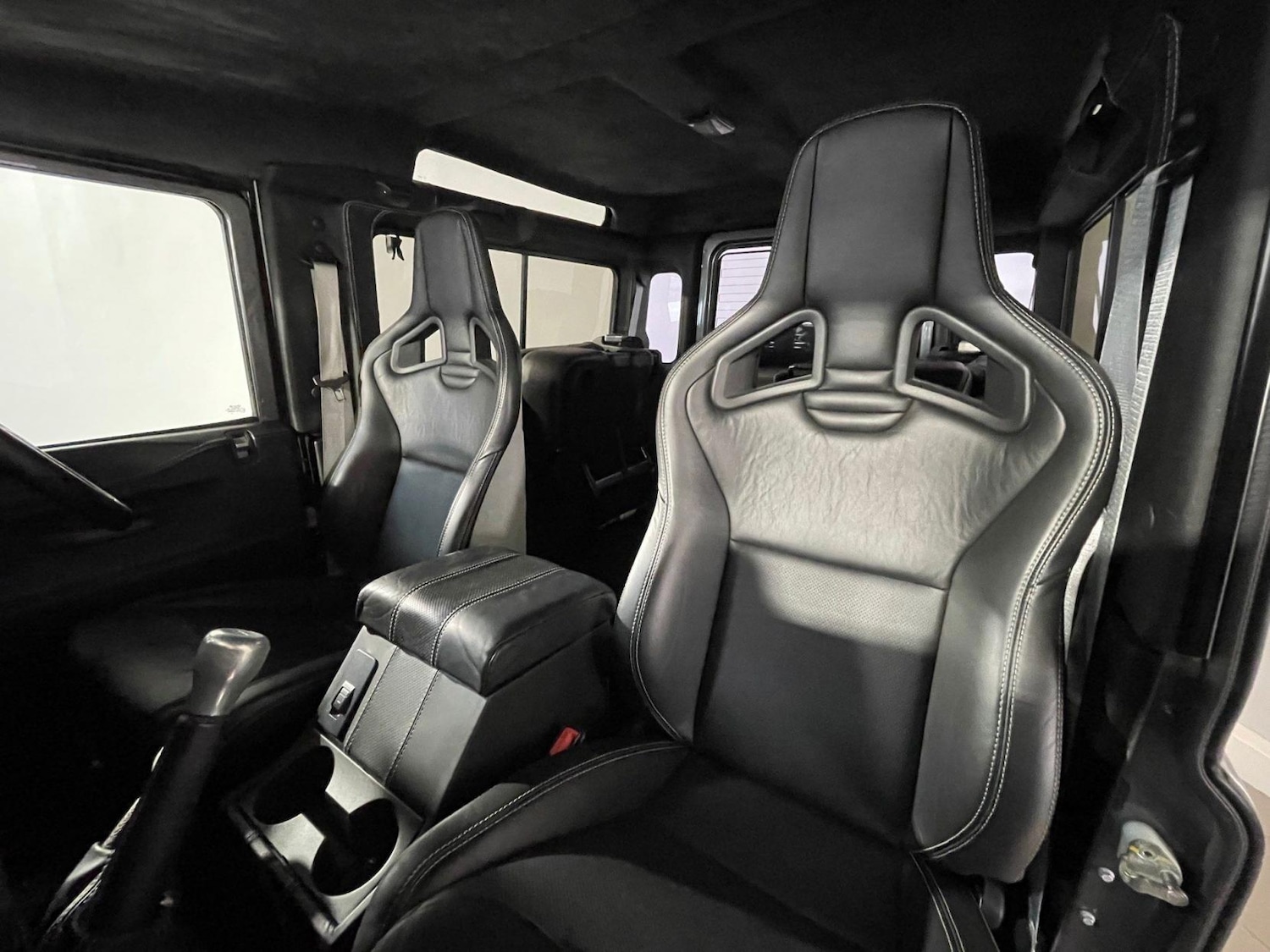 Used Land Rover Defender 2009 for sale - 76206170: Photo 12