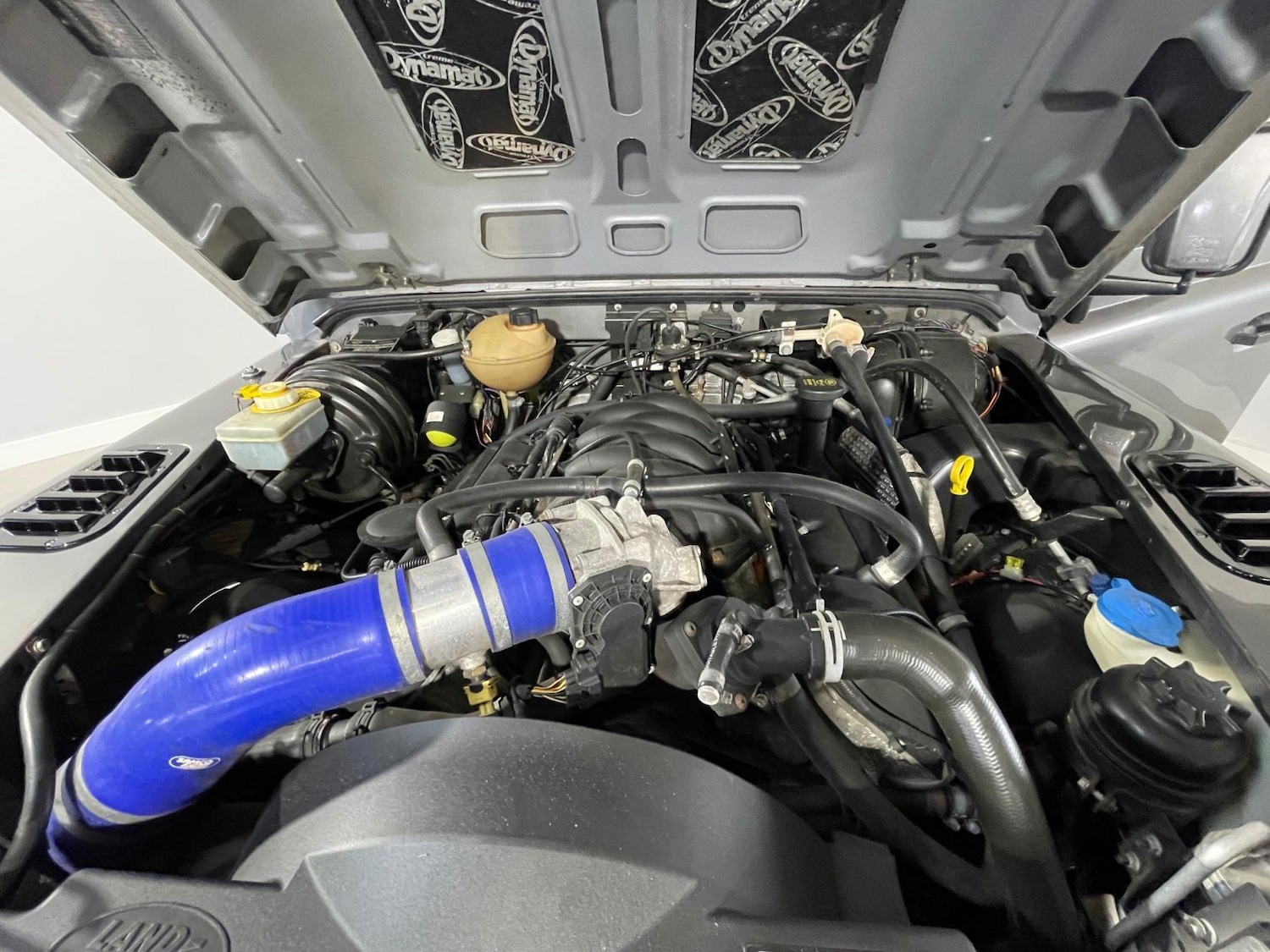 Used Land Rover Defender 2009 for sale - 76206170: Photo 18