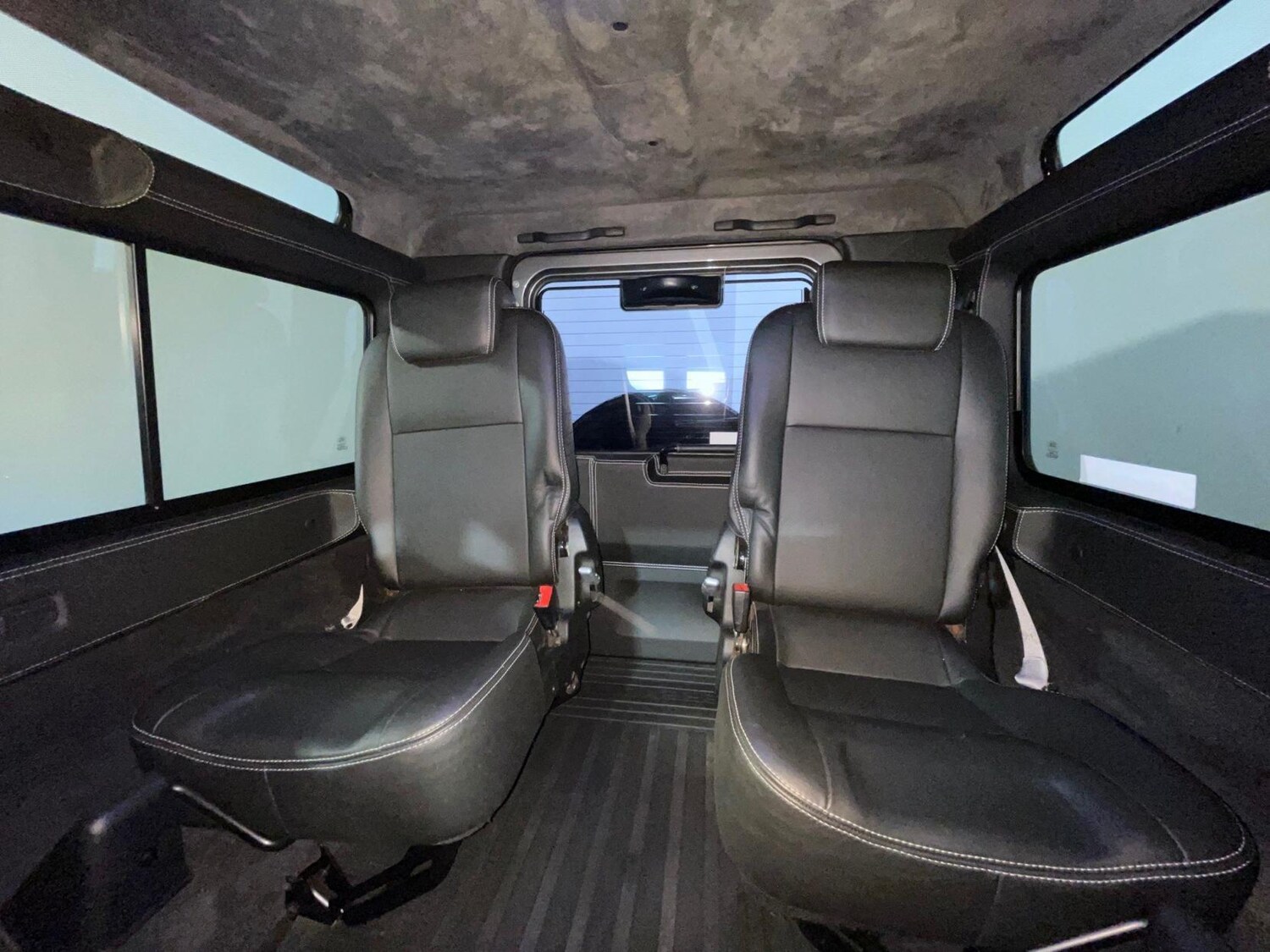 Used Land Rover Defender 2009 for sale - 76206170: Photo 20