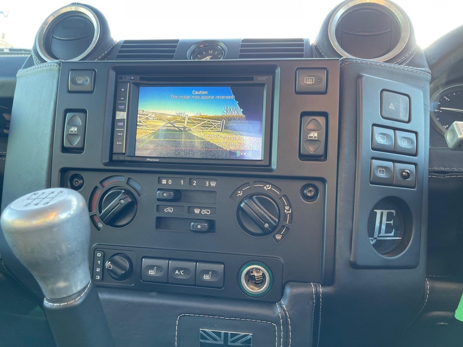 Used Land Rover Defender 2009 for sale - 76206170: Photo 23