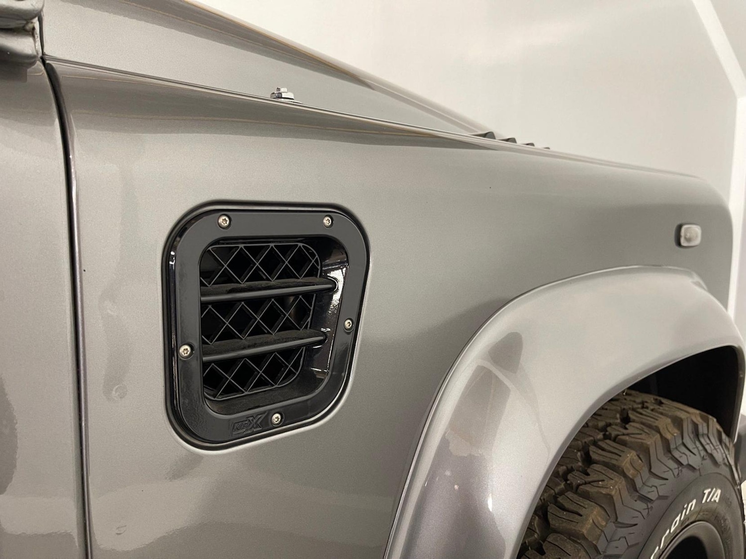 Used Land Rover Defender 2009 for sale - 76206170: Photo 35