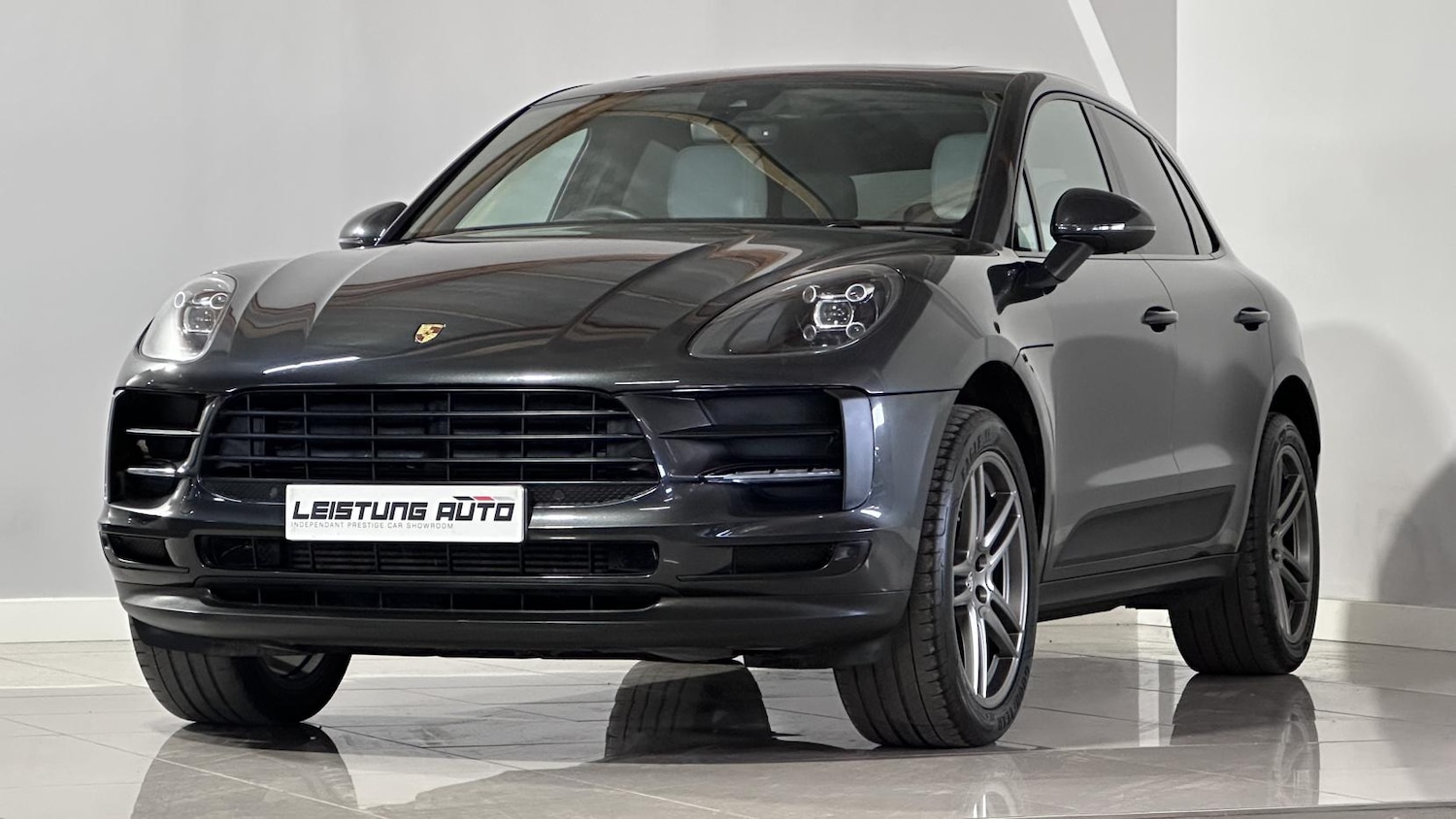 Used Porsche Macan 2020 for sale - 76131391: Photo 16