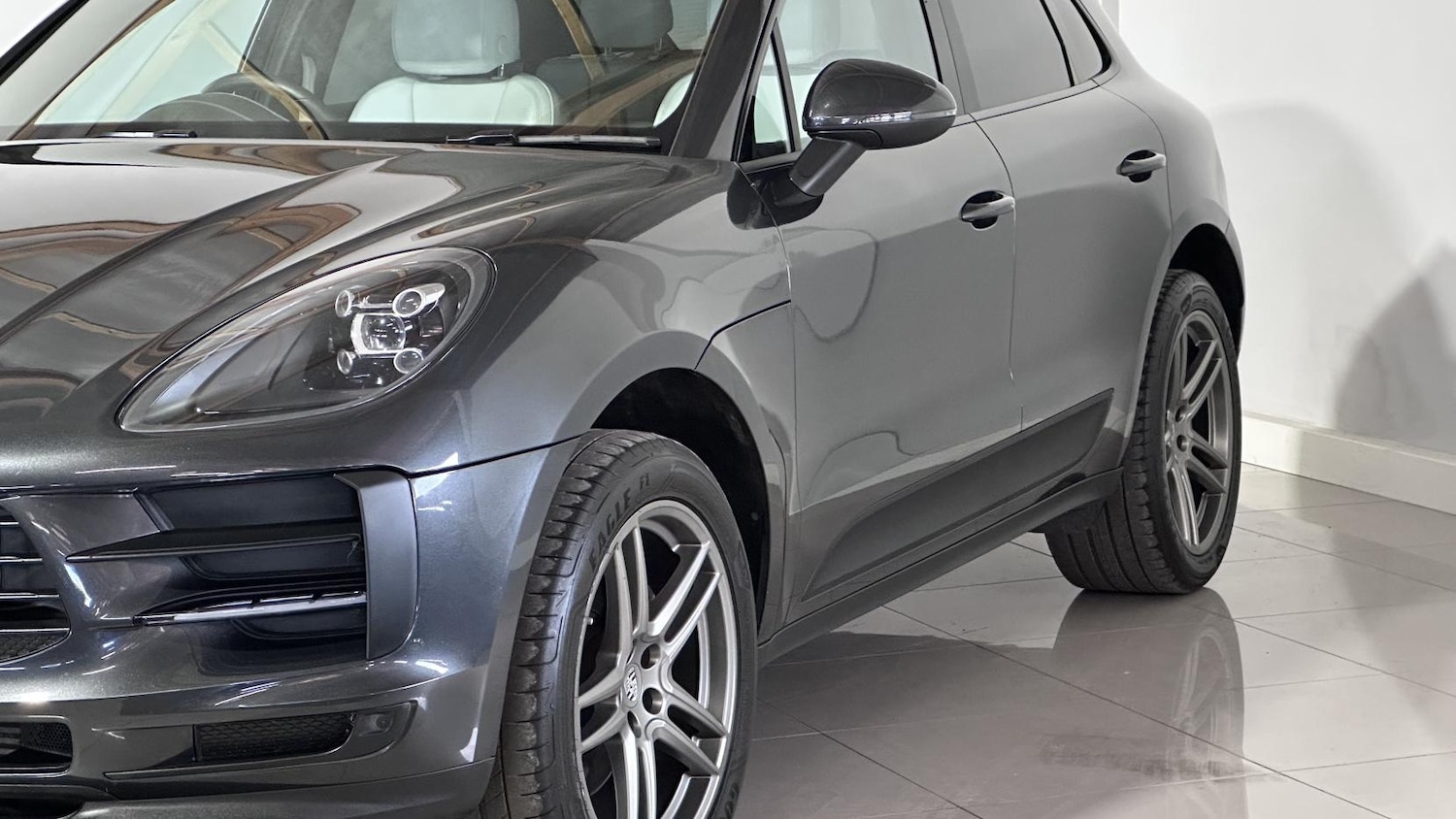 Used Porsche Macan 2020 for sale - 76131391: Photo 18