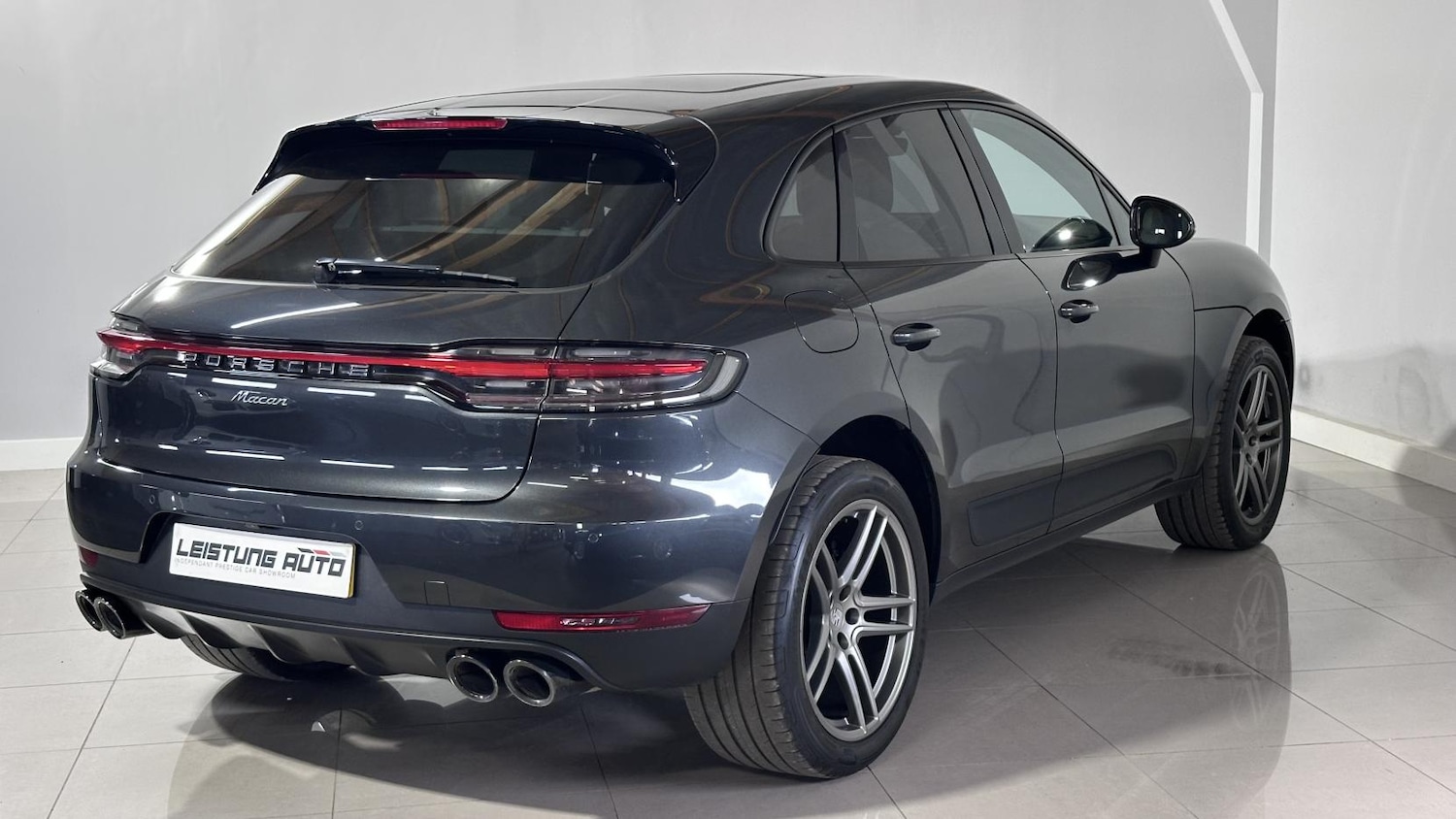 Used Porsche Macan 2020 for sale - 76131391: Photo 21