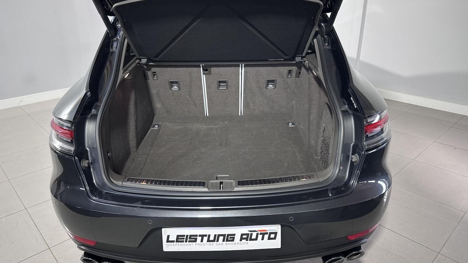 Used Porsche Macan 2020 for sale - 76131391: Photo 22