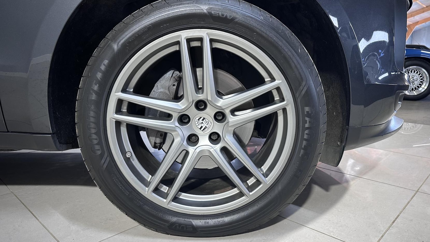 Used Porsche Macan 2020 for sale - 76131391: Photo 32