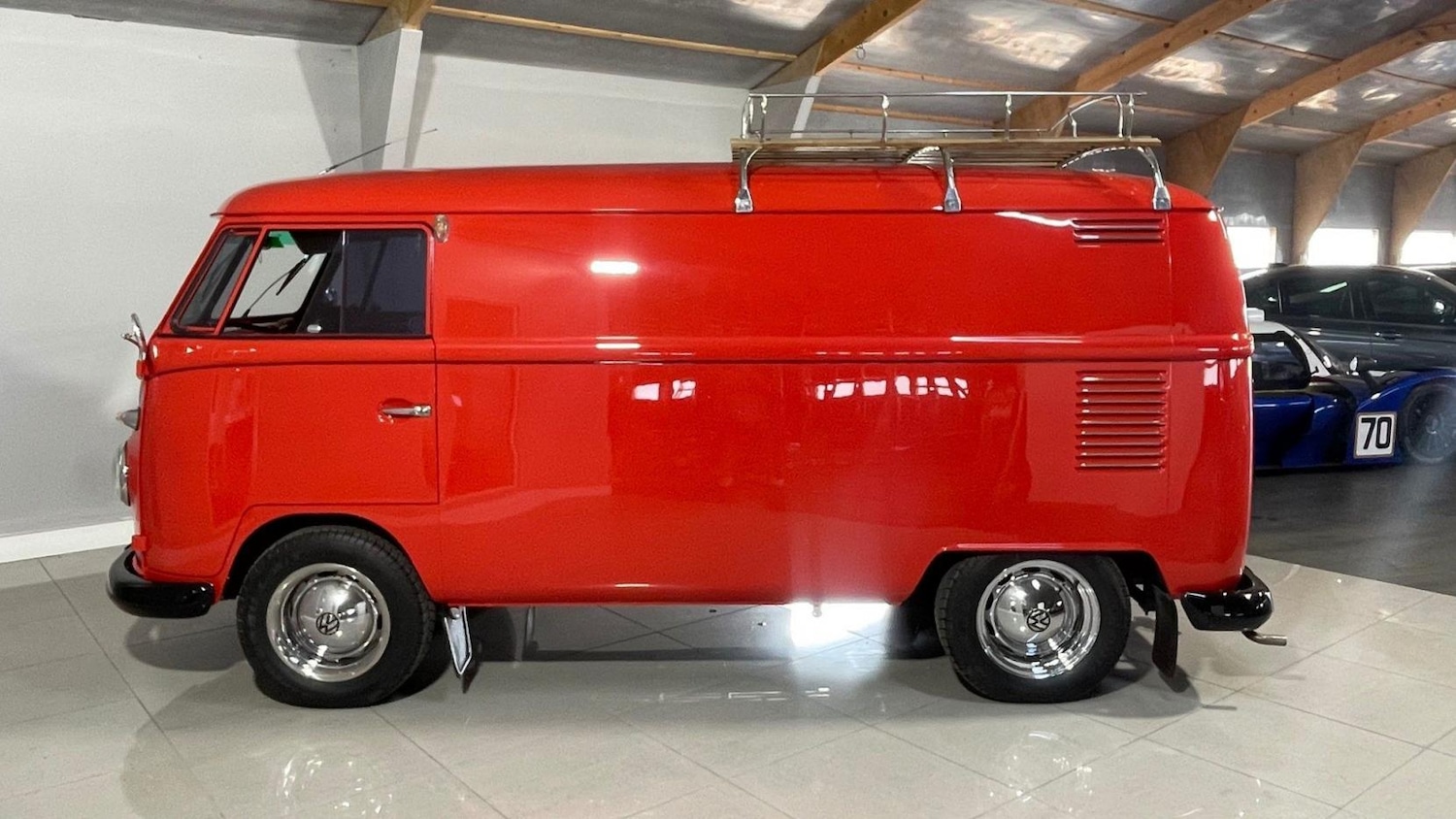 Used Volkswagen Transporter 1988 for sale - 76696997: Photo 9