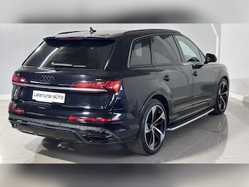 Used Audi Q7 2021 for sale - 75511606: Photo