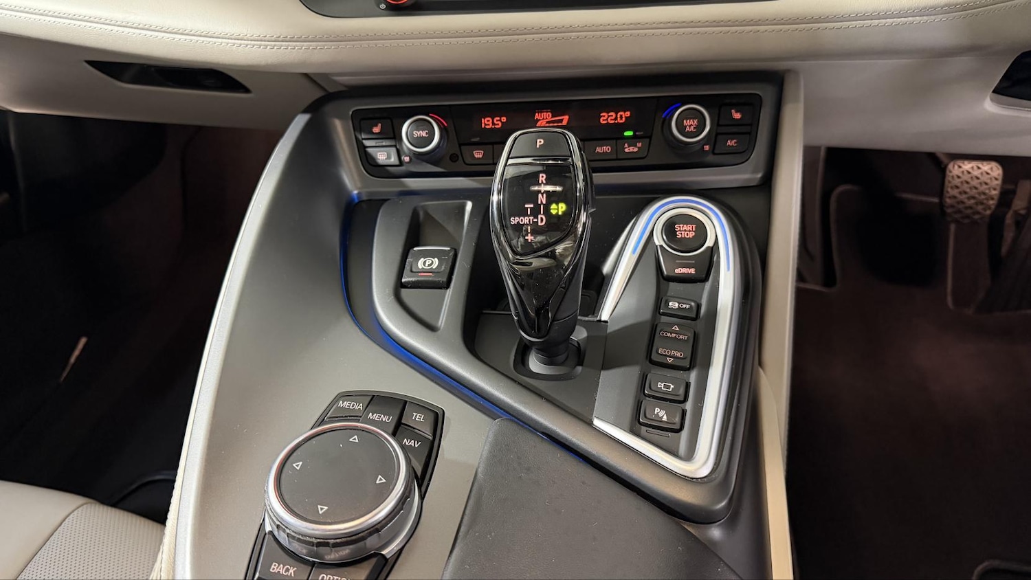 Used BMW i8 2016 for sale - 78199304: Photo 23