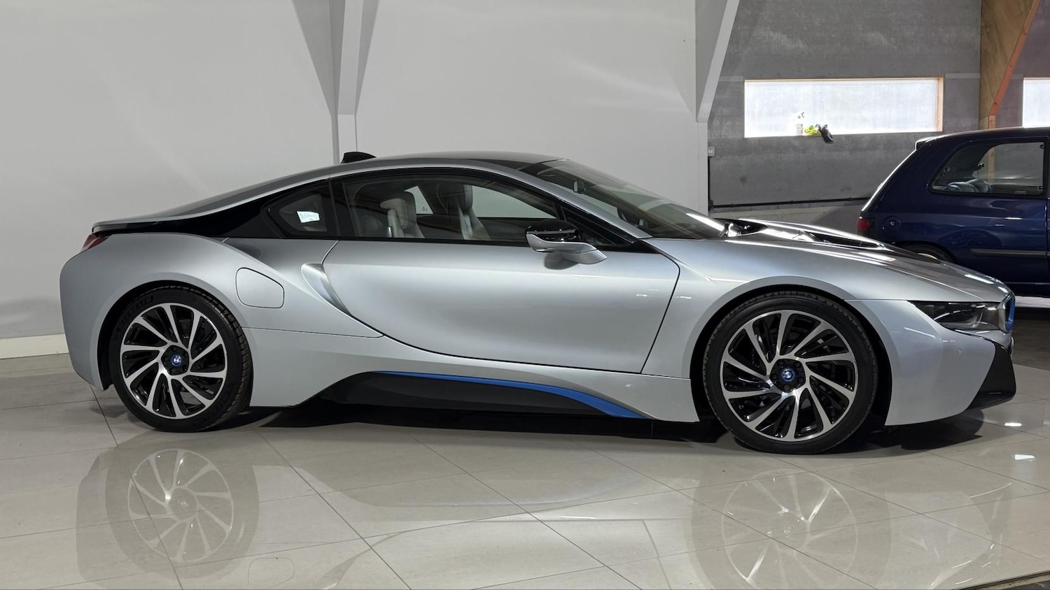 Used BMW i8 2016 for sale - 78199304: Photo 4