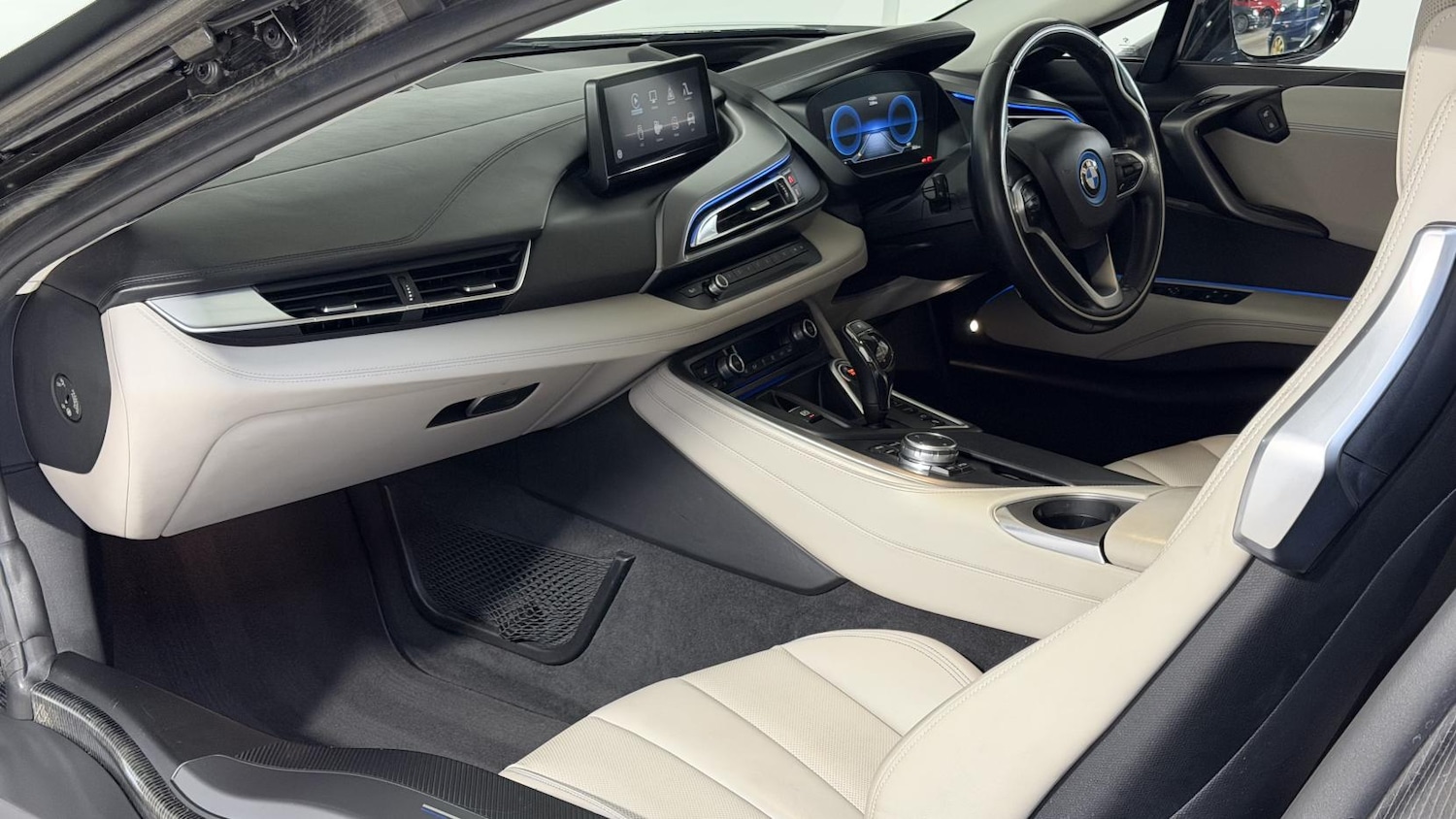 Used BMW i8 2016 for sale - 78199304: Photo 7