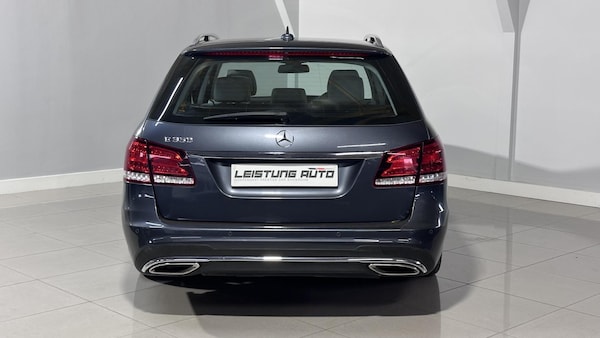 Used Mercedes-Benz E-Class 2015 for sale - 76206171: Photo 4