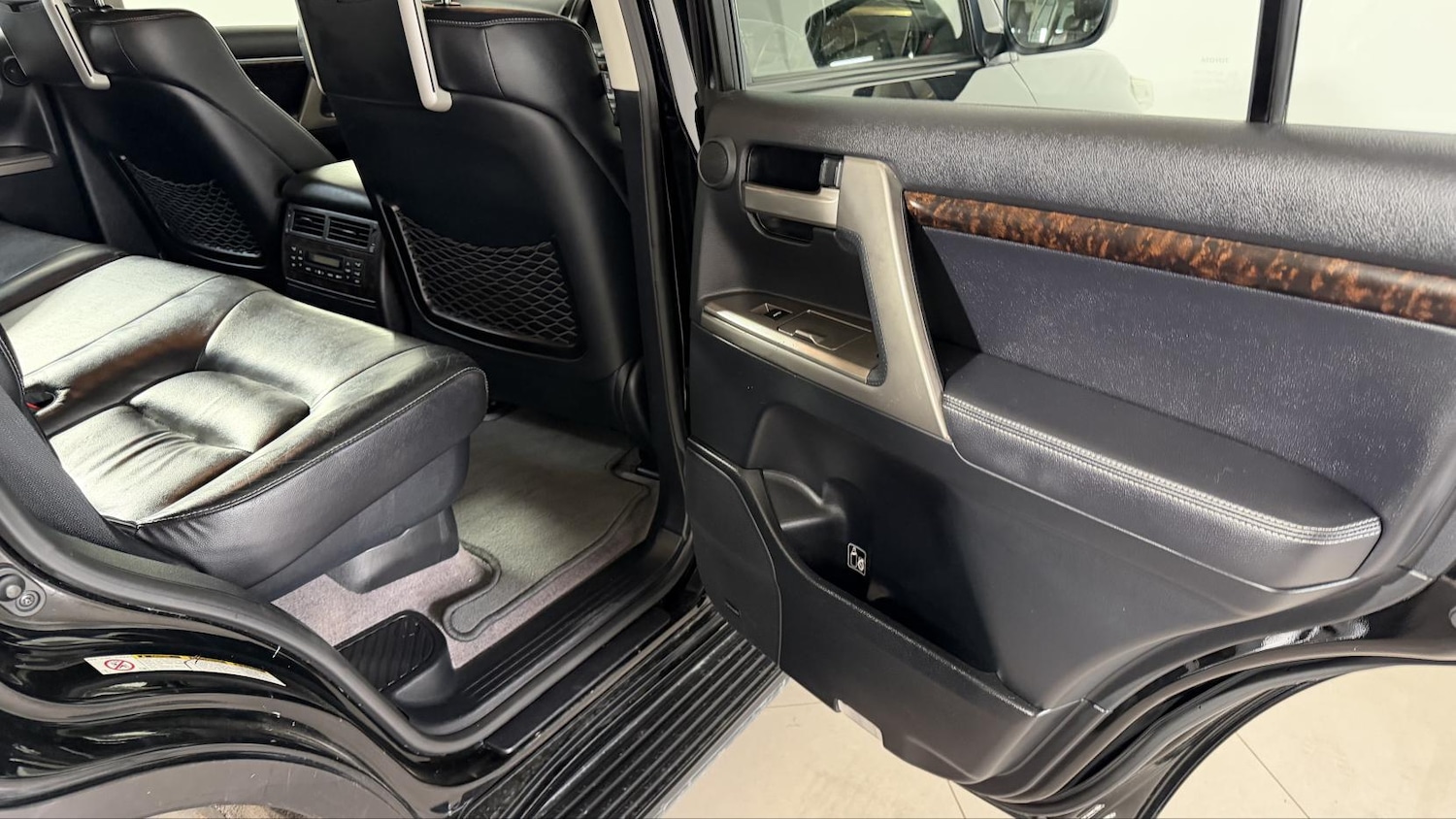 Used Toyota Land Cruiser 2011 for sale - 77983697: Photo 22