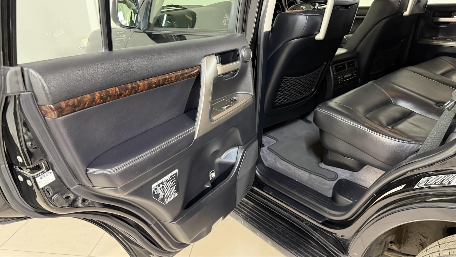 Used Toyota Land Cruiser 2011 for sale - 77983697: Photo 25