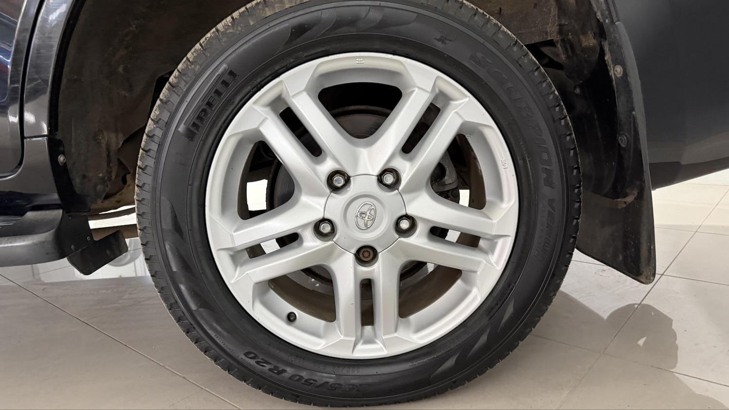 Used Toyota Land Cruiser 2011 for sale - 77983697: Photo 30