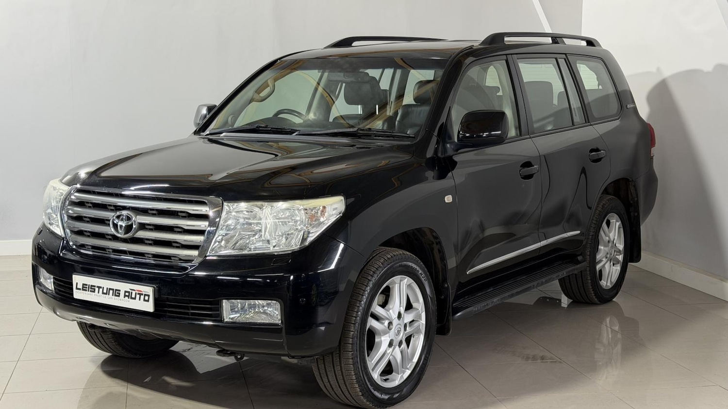 Used Toyota Land Cruiser 2011 for sale - 77983697: Photo 4