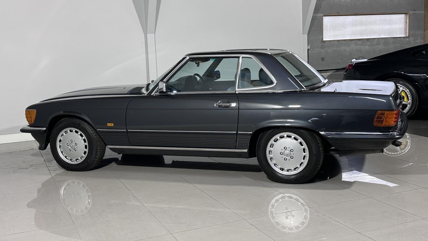 Used Mercedes-Benz SL 1988 for sale - 77595818: Photo 20