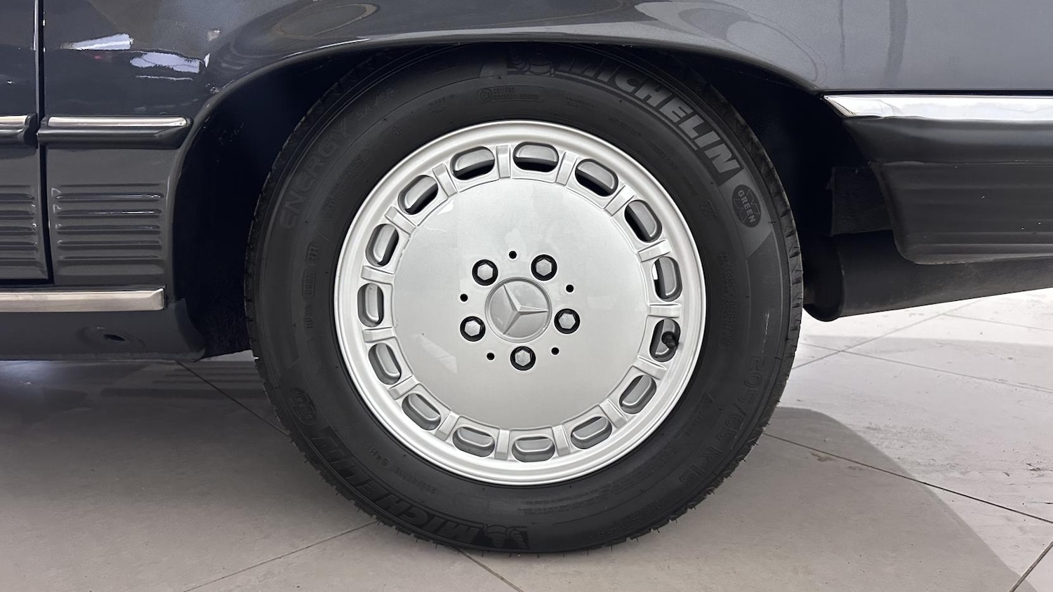 Used Mercedes-Benz SL 1988 for sale - 77595818: Photo 32