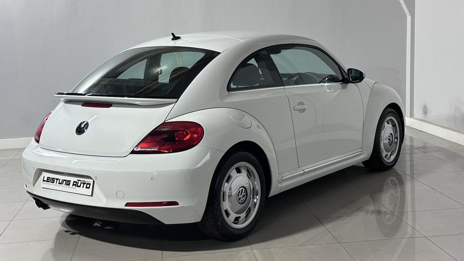 Used Volkswagen Beetle 2015 for sale - 77114370: Photo 12
