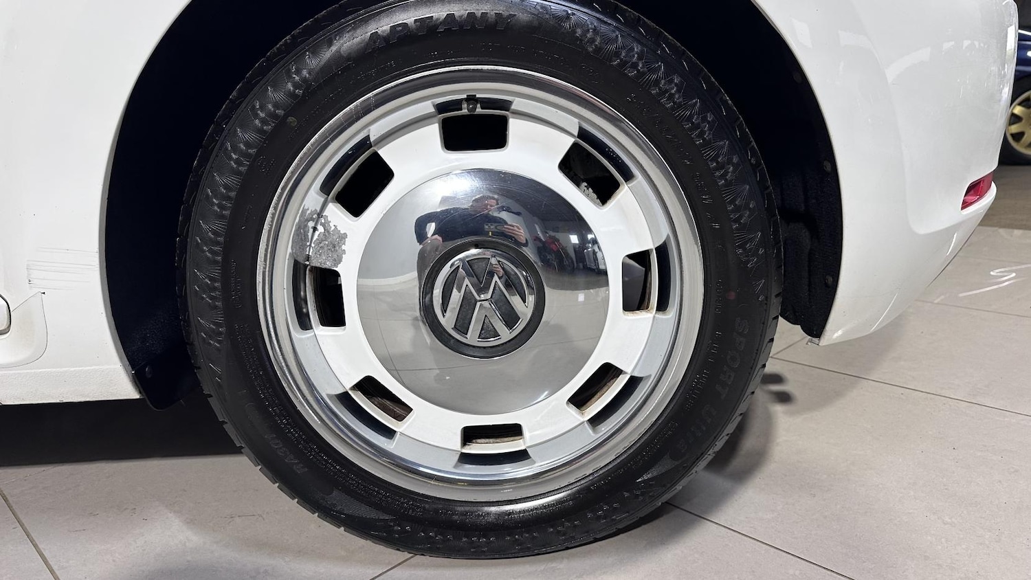 Used Volkswagen Beetle 2015 for sale - 77114370: Photo 24