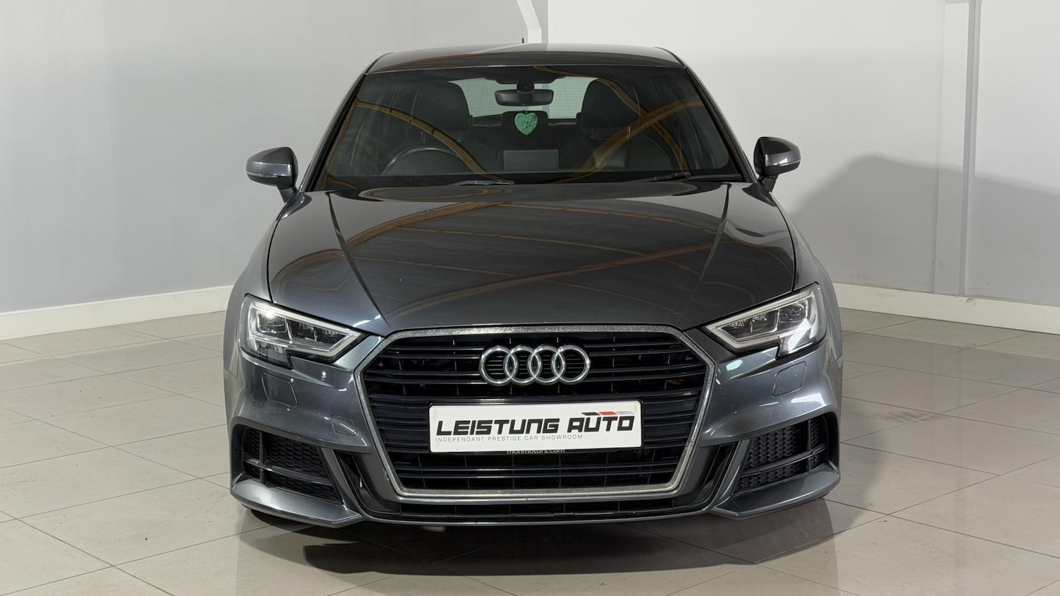 Used Audi A3 2017 for sale - 77833739: Photo 2