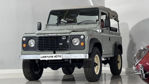 Used Land Rover Defender 1986 for sale - 74952884: Photo 12