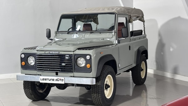 Used Land Rover Defender 1986 for sale - 74952884: Photo 13