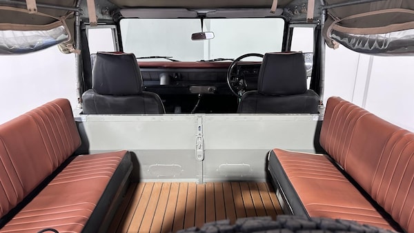 Used Land Rover Defender 1986 for sale - 74952884: Photo 27
