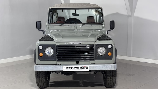 Used Land Rover Defender 1986 for sale - 74952884: Photo 4