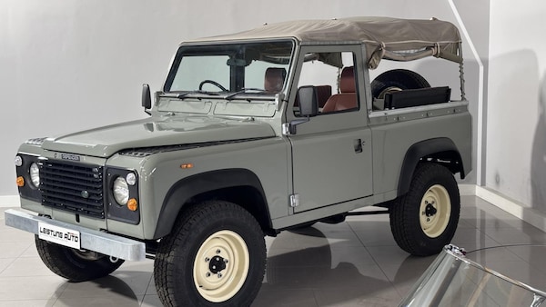 Used Land Rover Defender 1986 for sale - 74952884: Photo 6