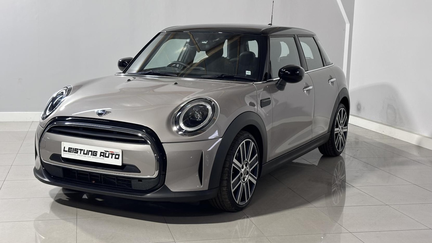 Used MINI Hatch 2023 for sale - 76507916: Photo 4