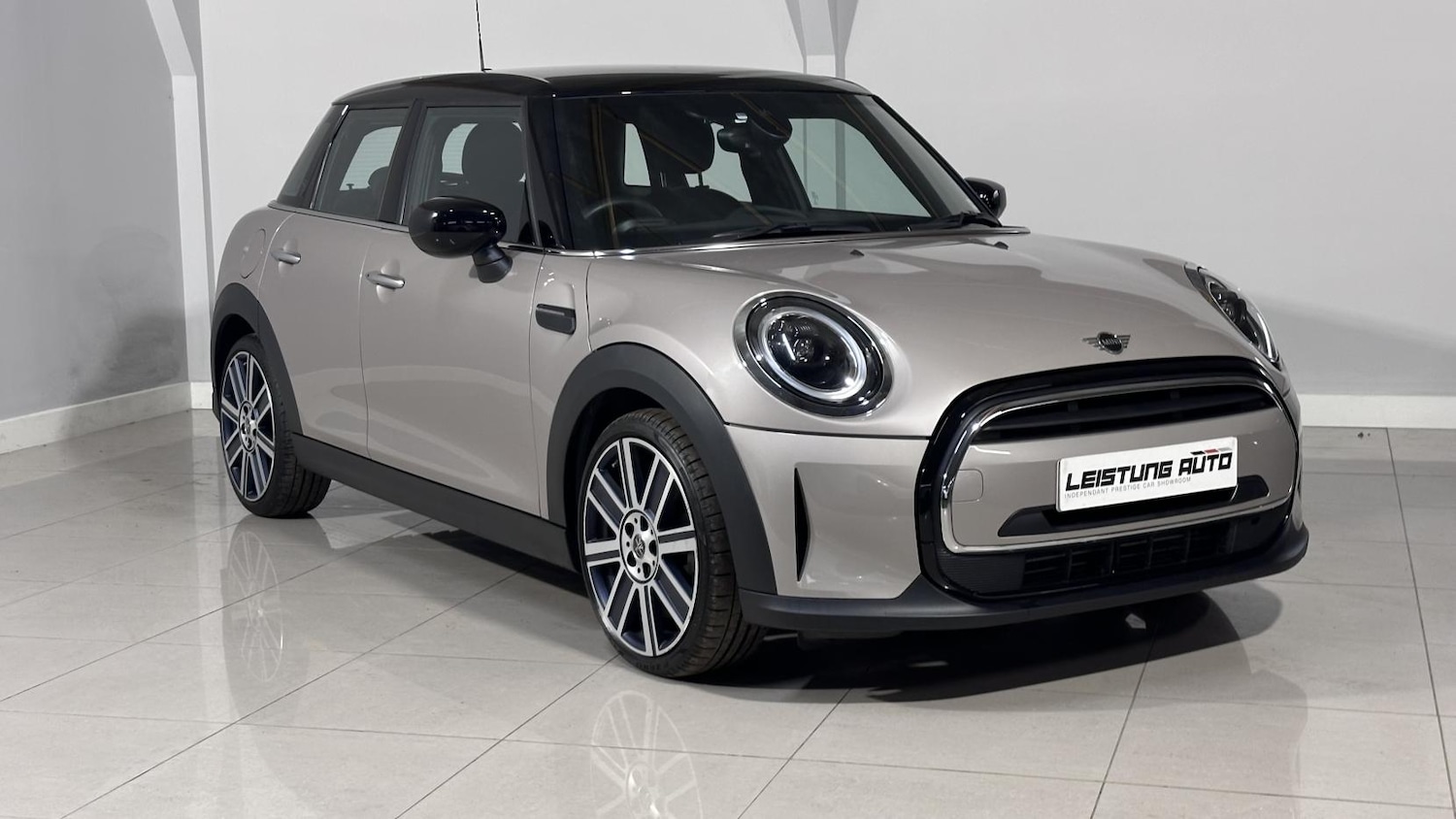 Used MINI Hatch 2023 for sale - 76507916: Photo 5