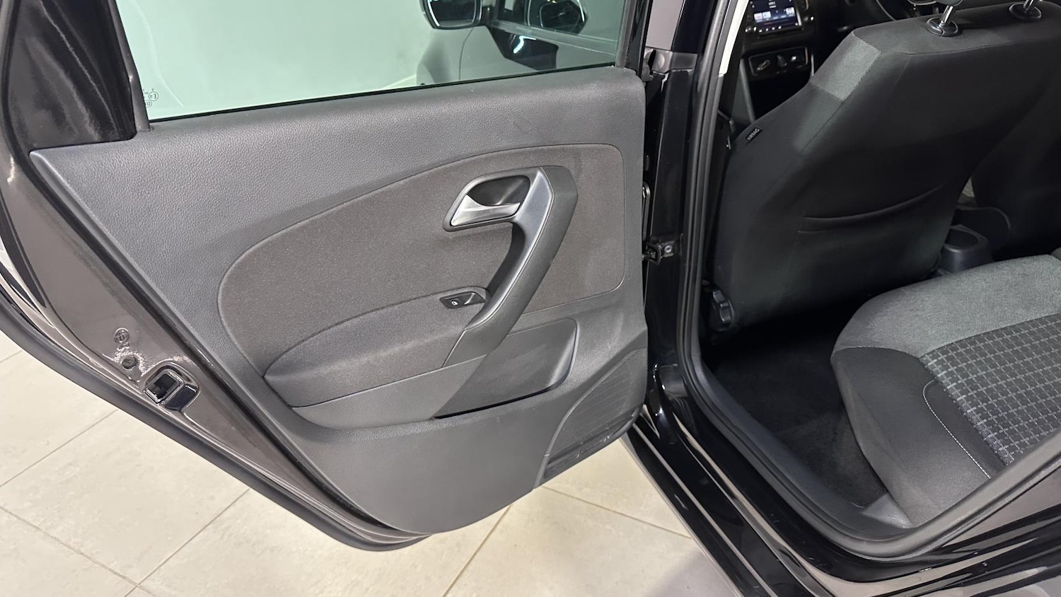 Used Volkswagen Polo 2016 for sale - 76696982: Photo 20