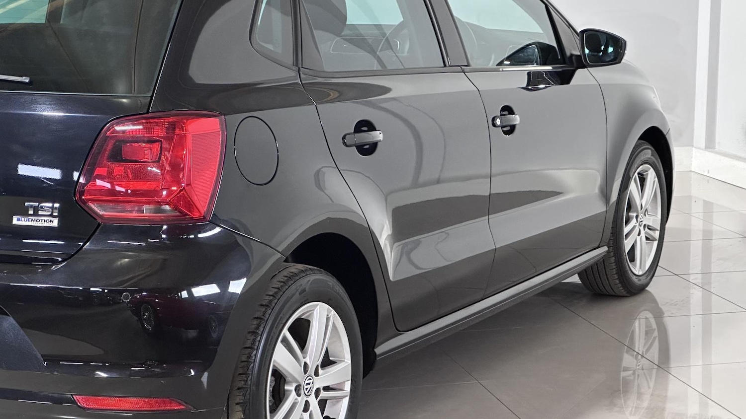 Used Volkswagen Polo 2016 for sale - 76696982: Photo 5