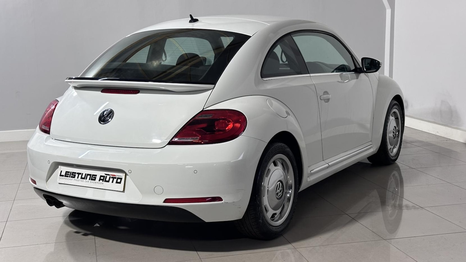 Used Volkswagen Beetle 2015 for sale - 76941235: Photo 5