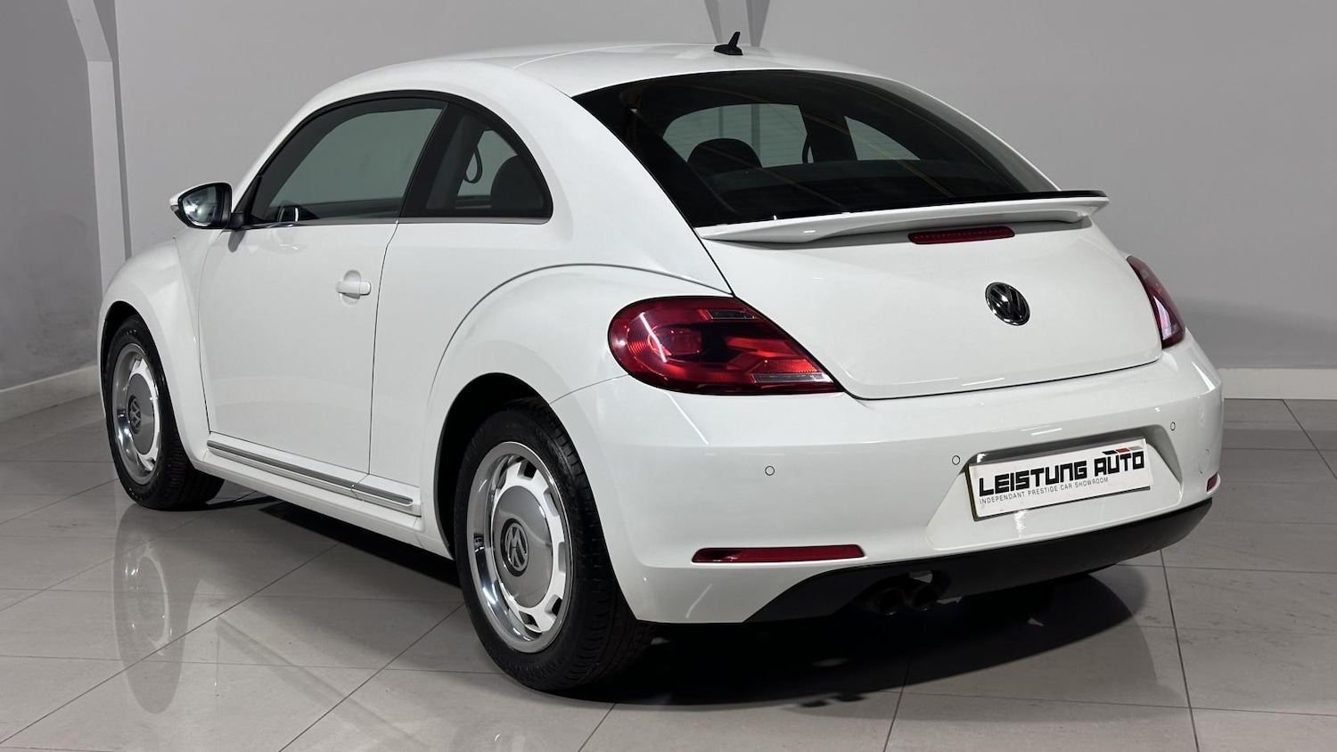 Used Volkswagen Beetle 2015 for sale - 76941235: Photo 6