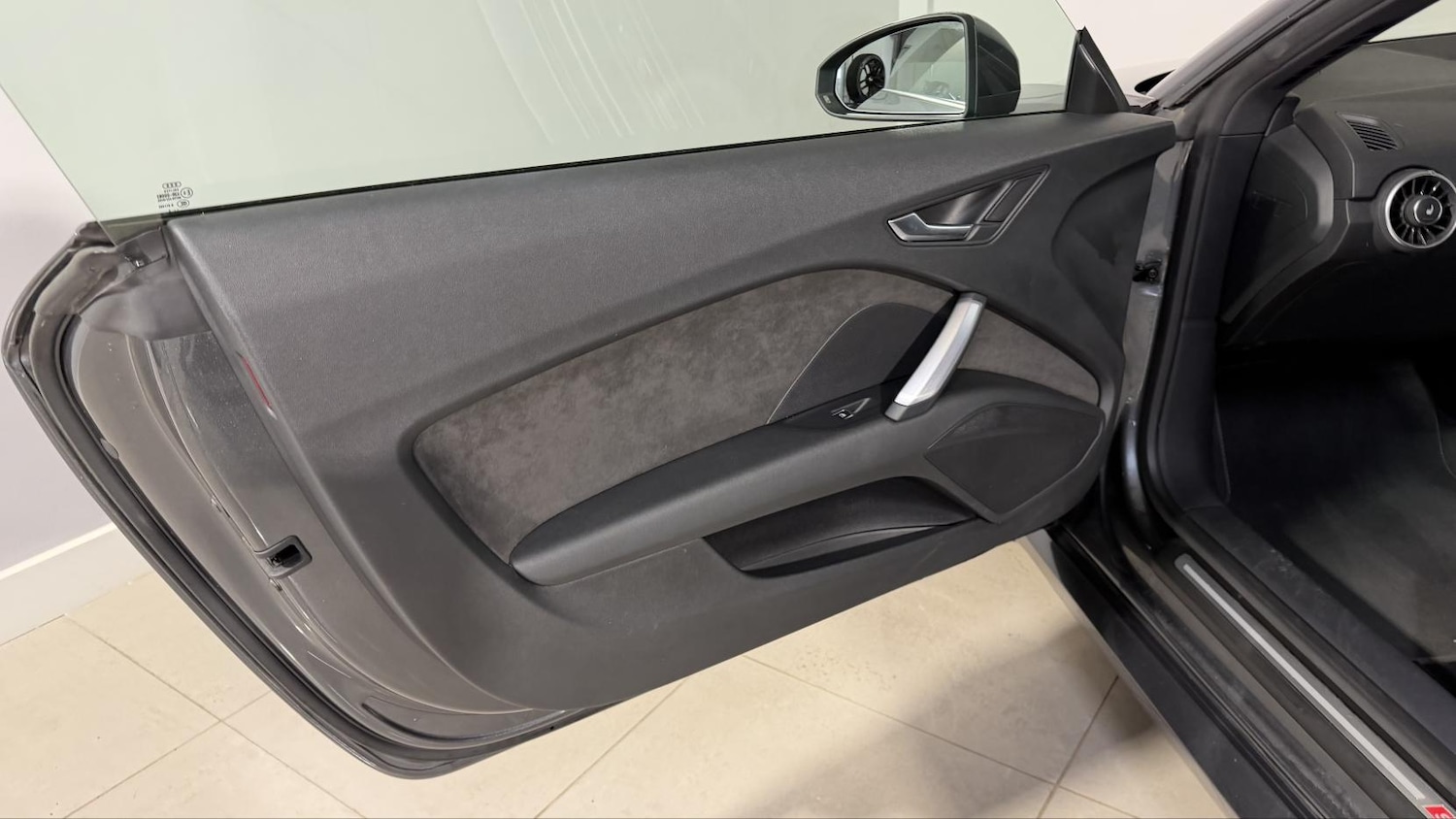 Used Audi TT 2016 for sale - 77833758: Photo 16