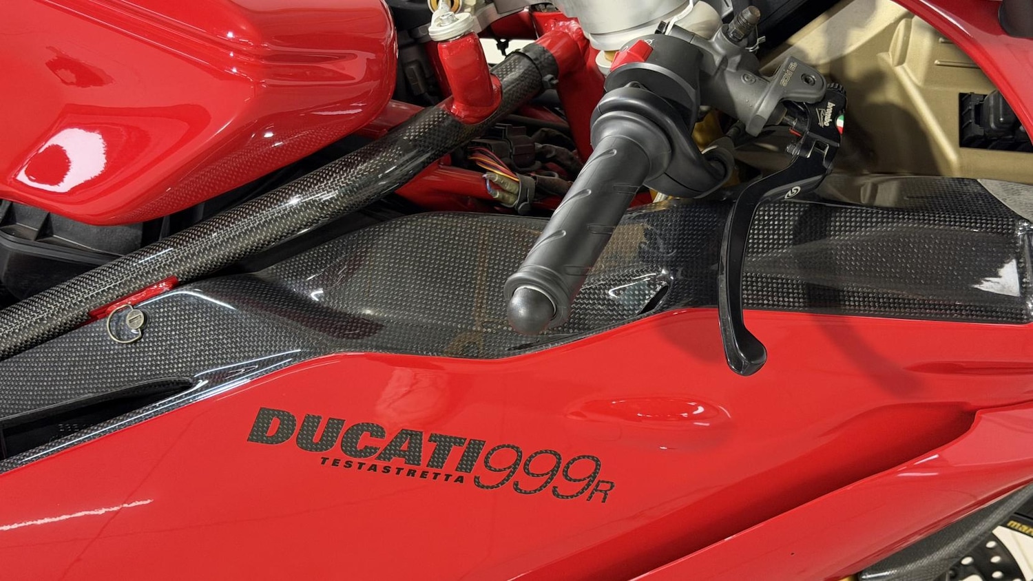 Used Ducati 999 2004 for sale - 78797450: Photo 8