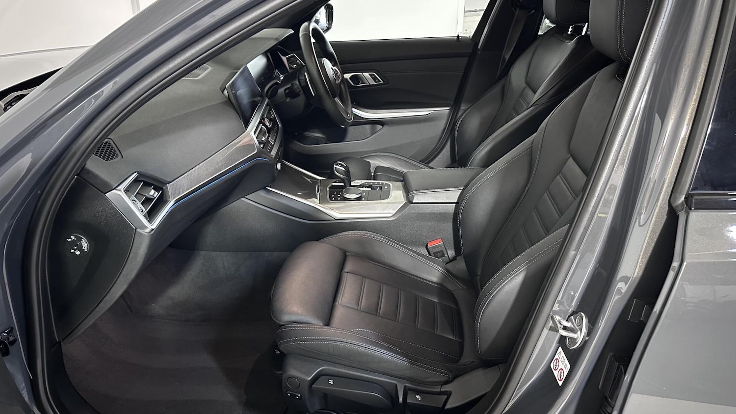 Used BMW 3 Series 2021 for sale - 76101455: Photo 11