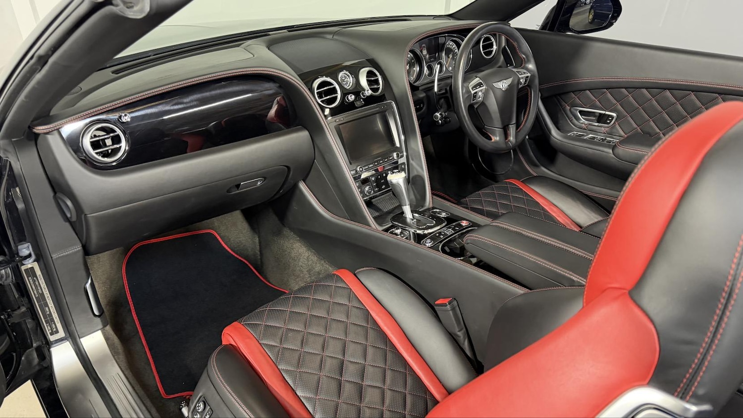 Used Bentley Continental 2017 for sale - 77934602: Photo 14